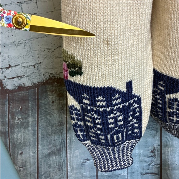 Vintage Hand Knitted South Wool 100% Virgin Wool Graphic Homestead Sweater Small - Picture 11 of 16